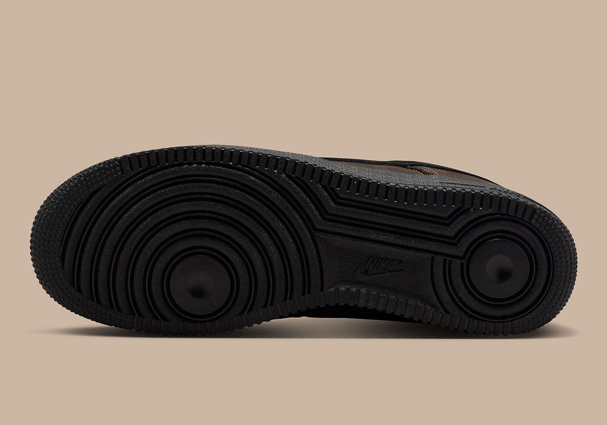 nike-air-force-1-low-premium-black-tea-lancamento-4