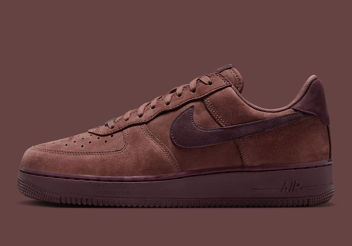nike-air-force-1-low-premium-red-sepia-lancamento-3