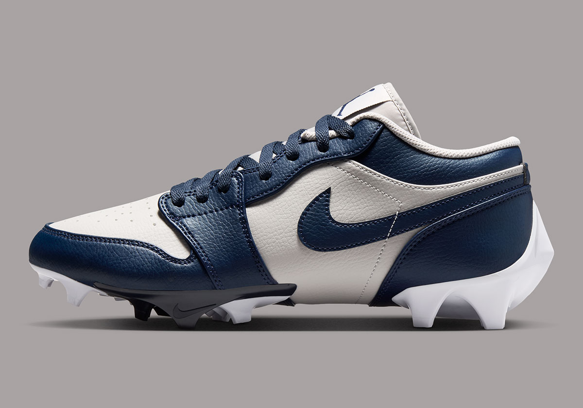 nike-air-jordan-1-td-georgetown-futebol-americano-3