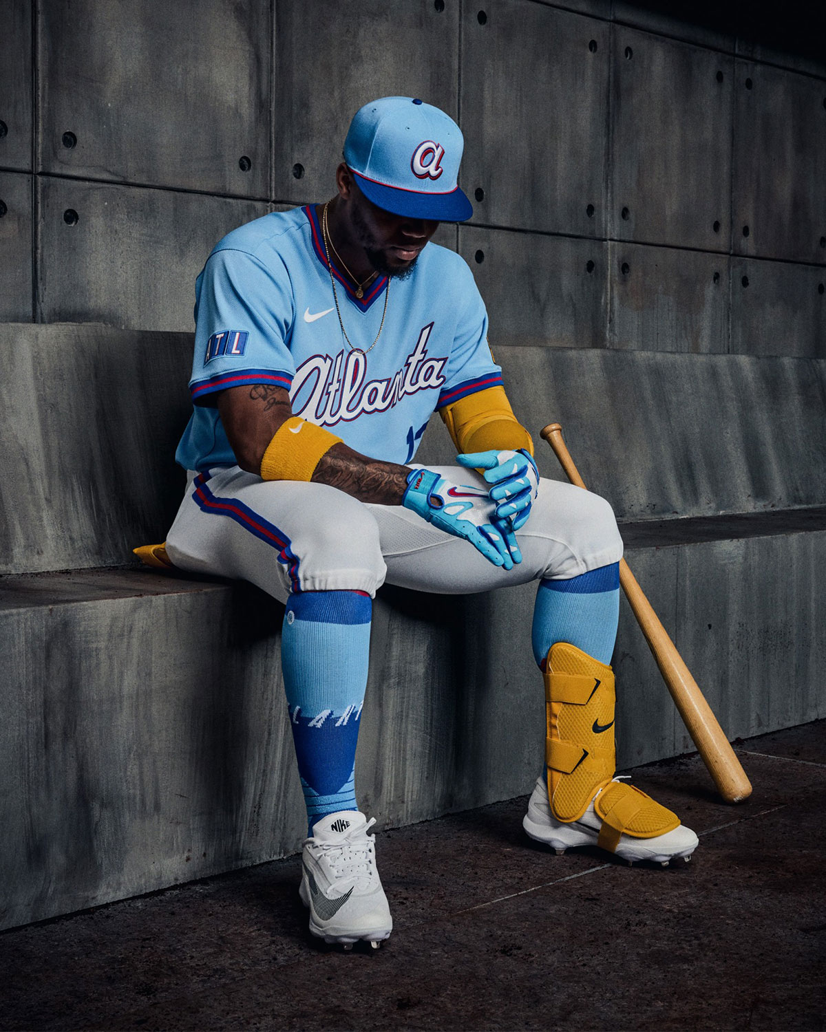 nike-air-max-1-braves-city-connect-azul-retro-2