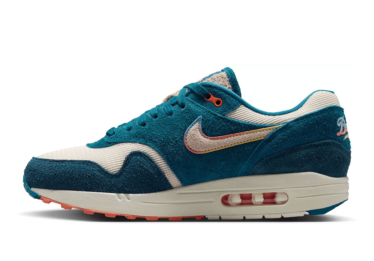 nike-air-max-1-city-connect-milwaukee-brewers-4