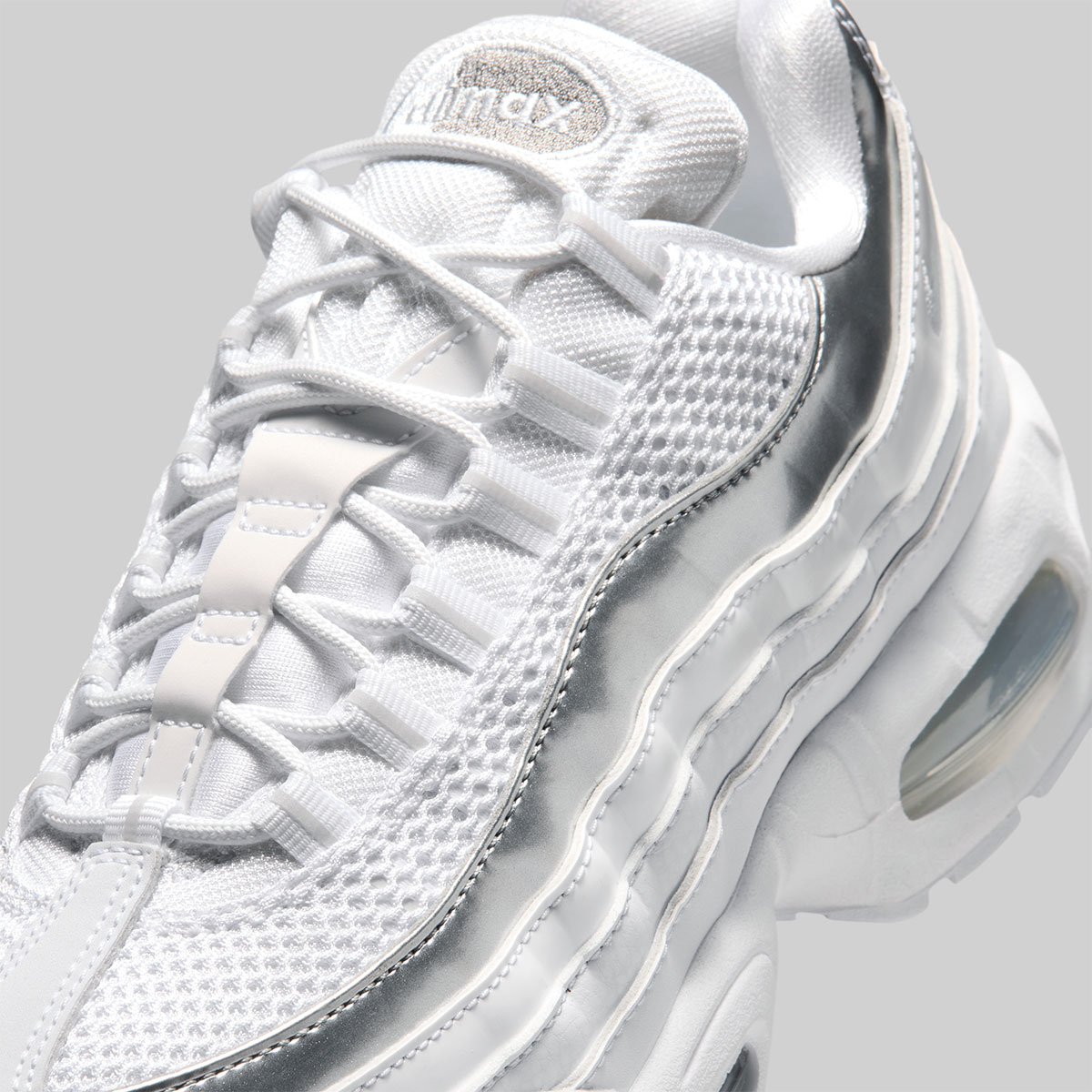 nike-air-max-95-feminino-white-metallic-silver-2026-8