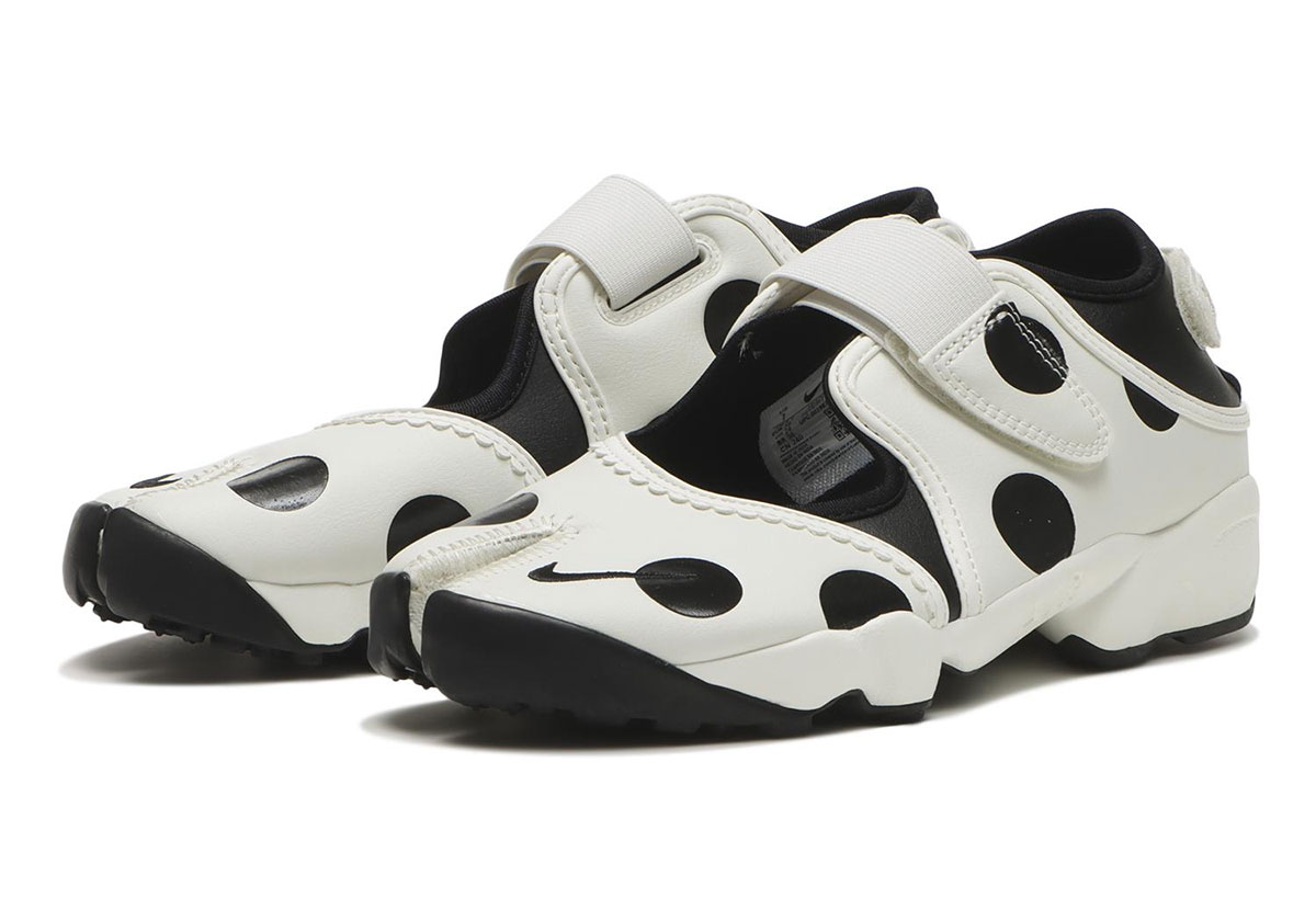 nike-air-rift-polka-dot-sneakers-femininos-1