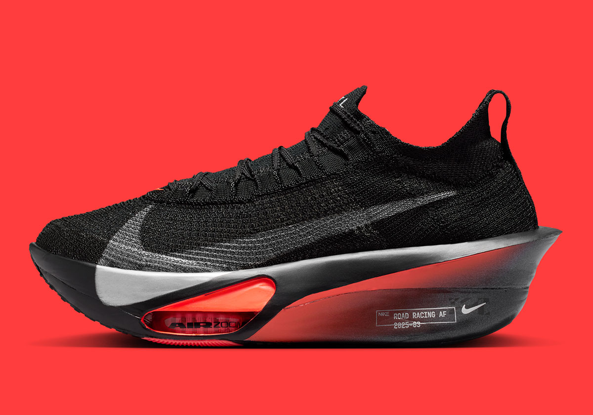 nike-alphafly-3-black-hyper-crimson-wolf-grey-2026-2