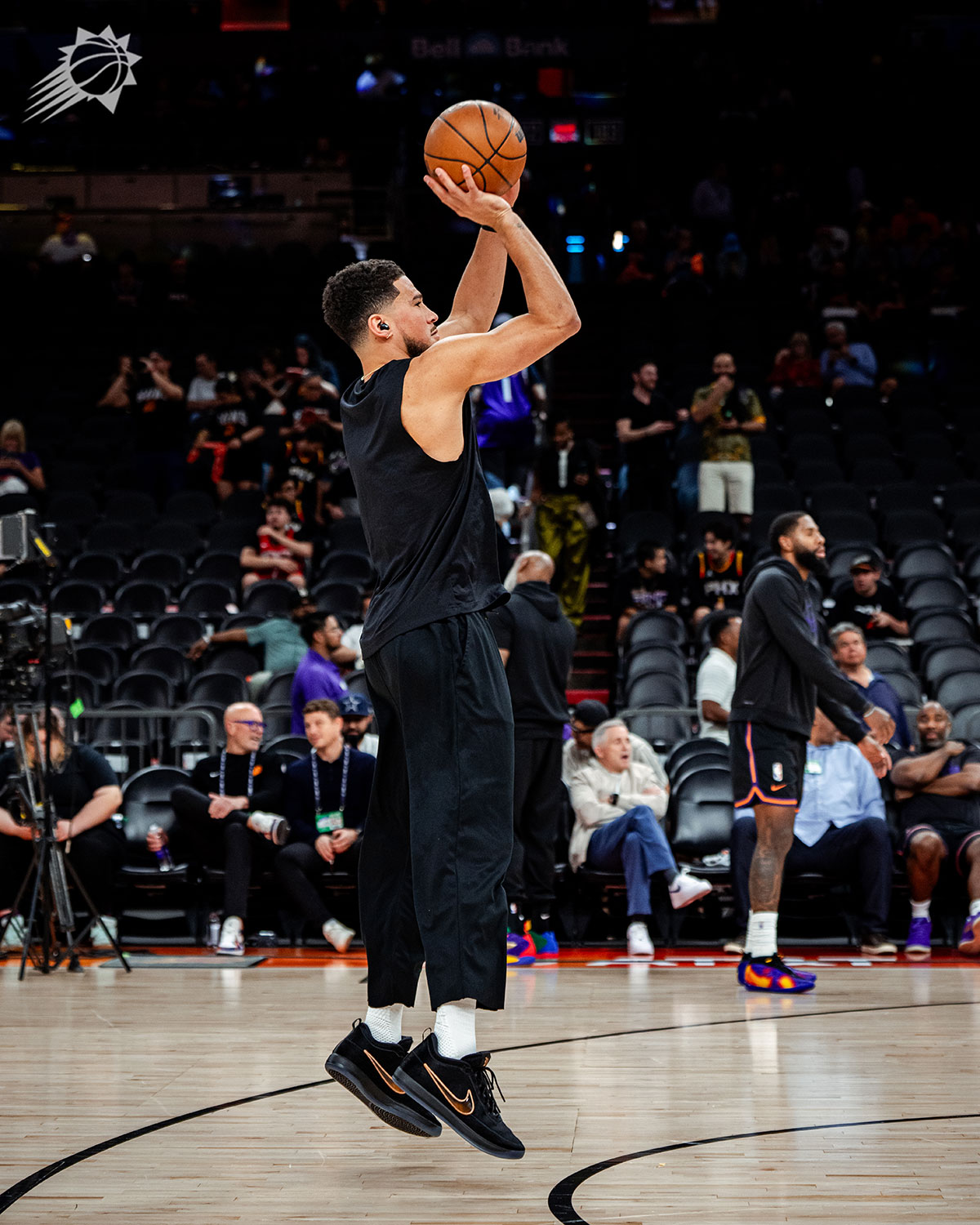 nike-book-2-haven-and-hector-devin-booker-8