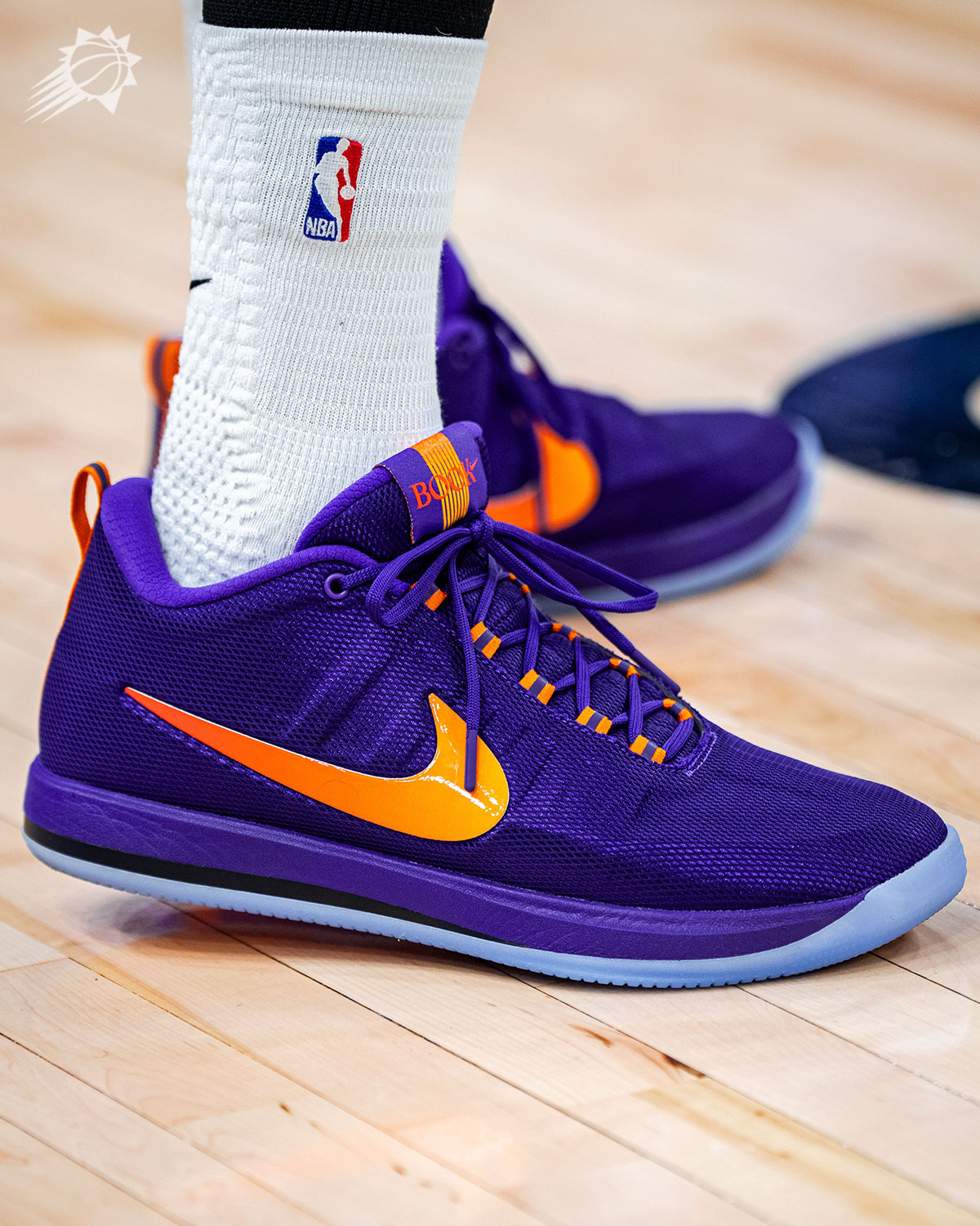 nike-book-2-sunburst-pe-estreia-devin-booker-7
