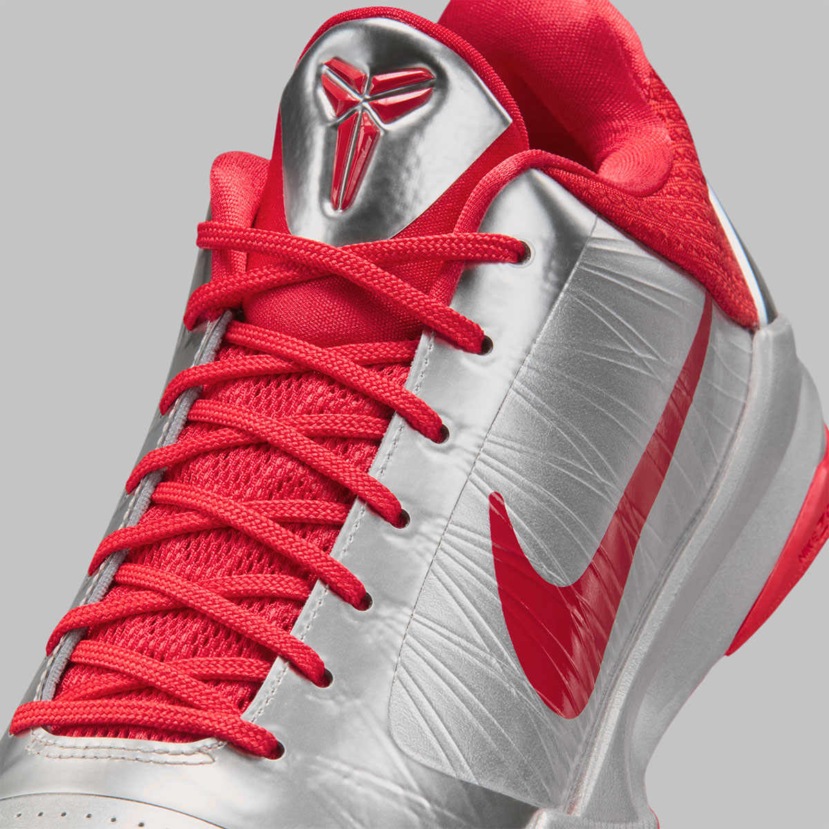 nike-caitlin-clark-kobe-5-protro-rookie-of-the-year-8