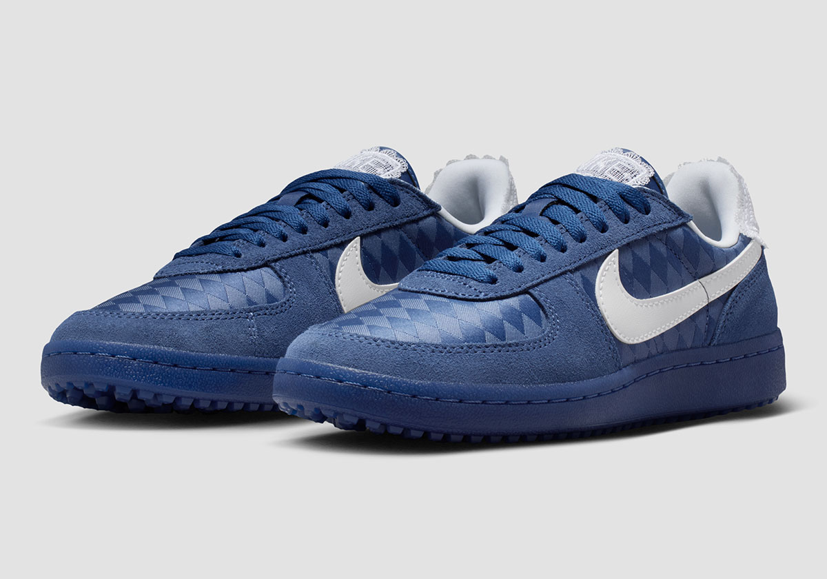nike-field-general-82-feminino-renda-bordado-2