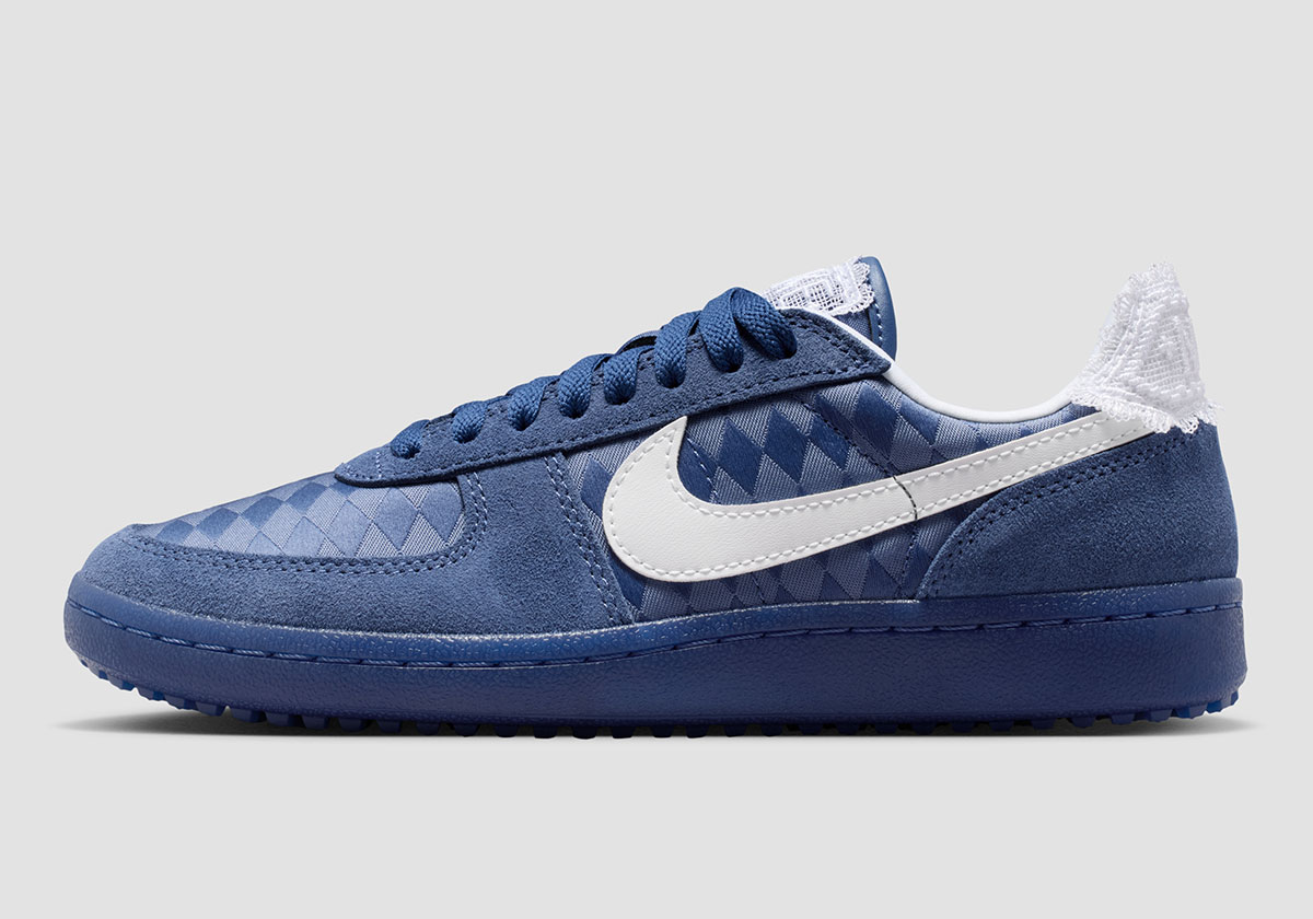 nike-field-general-82-feminino-renda-bordado-3