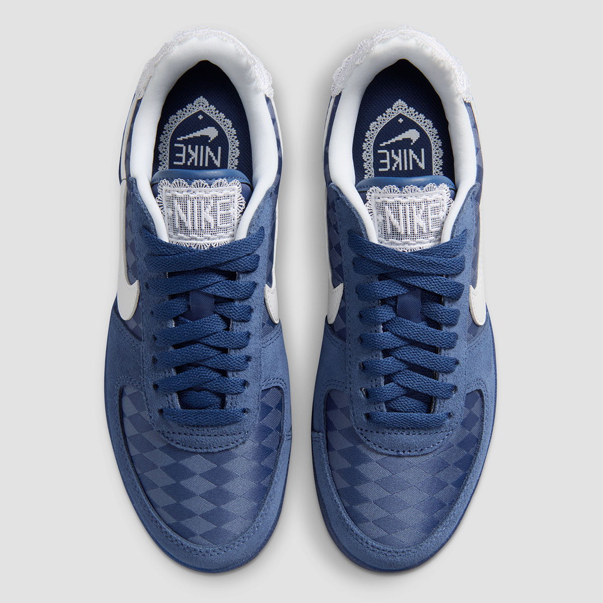 nike-field-general-82-feminino-renda-bordado-6