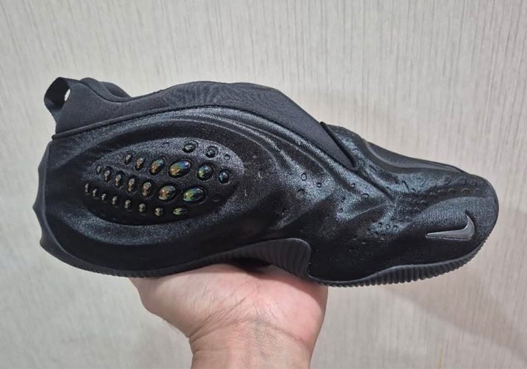 Nike First Sight Shadow preto expande linha feminina First Sight