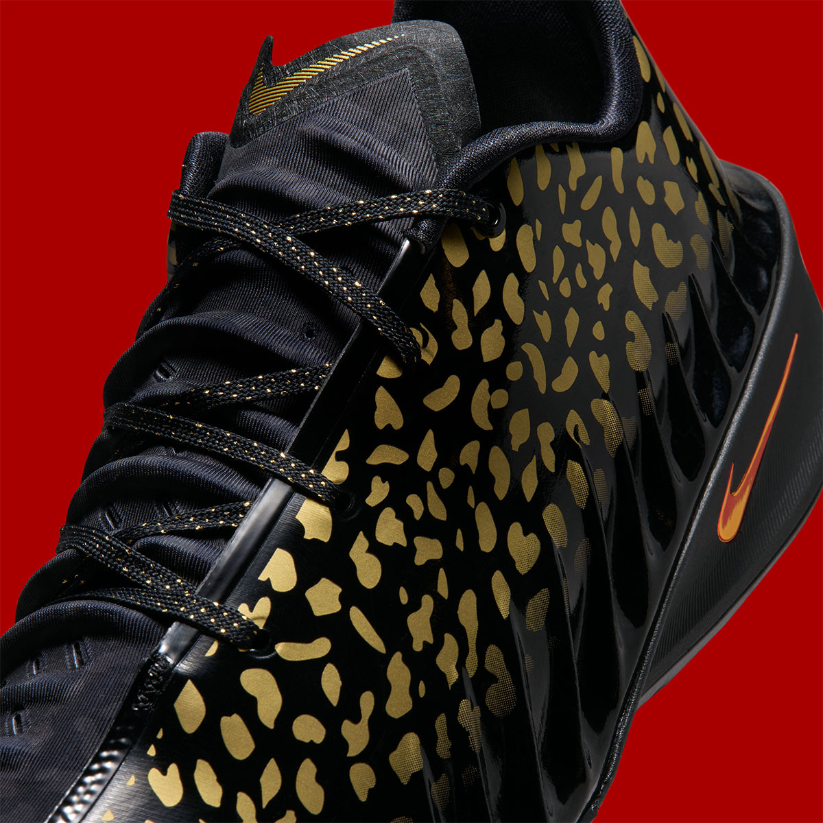 nike-gt-cut-4-gold-panther-de-wembanyama-2026-8