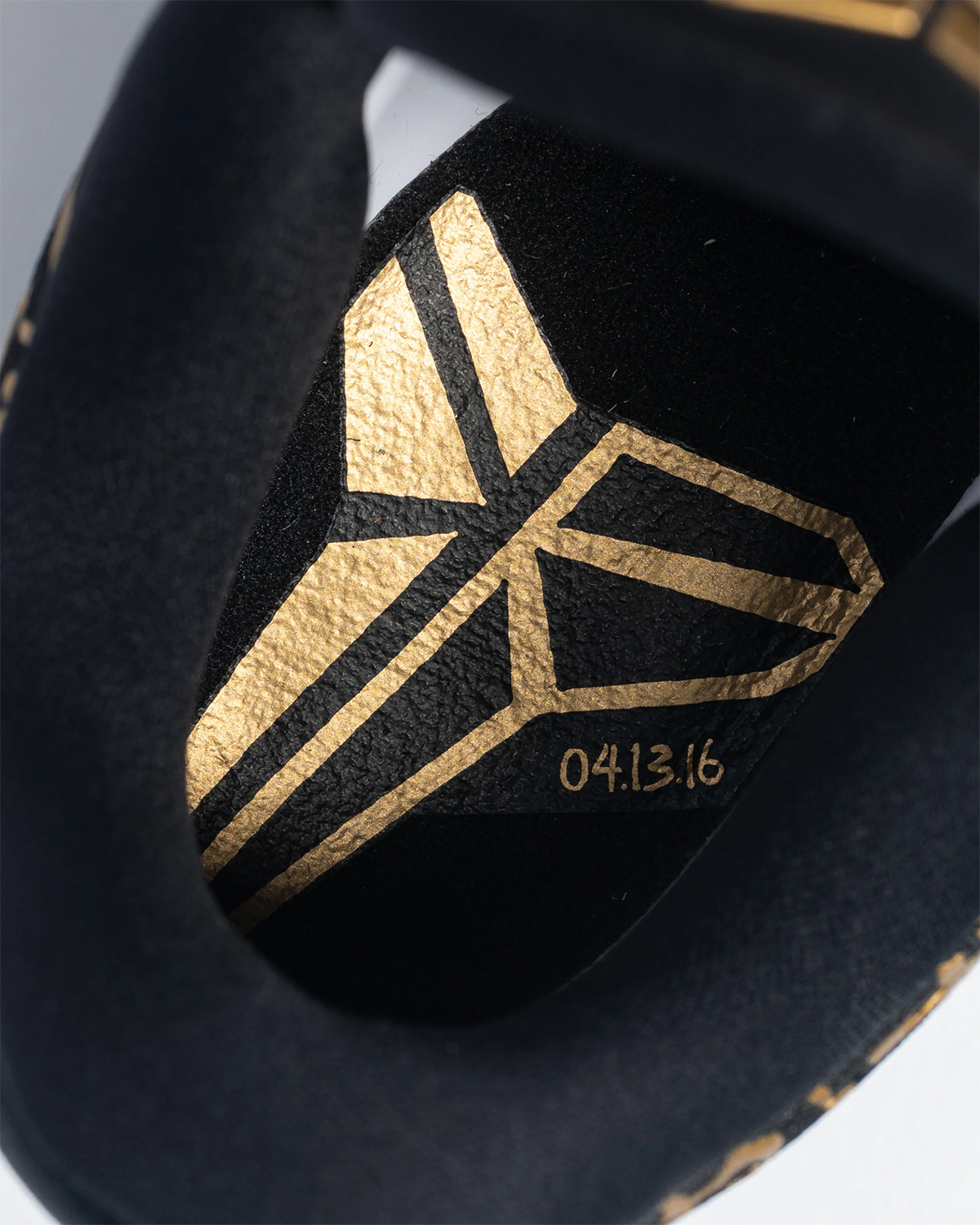 nike-kobe-11-mamba-day-volta-em-2026-3