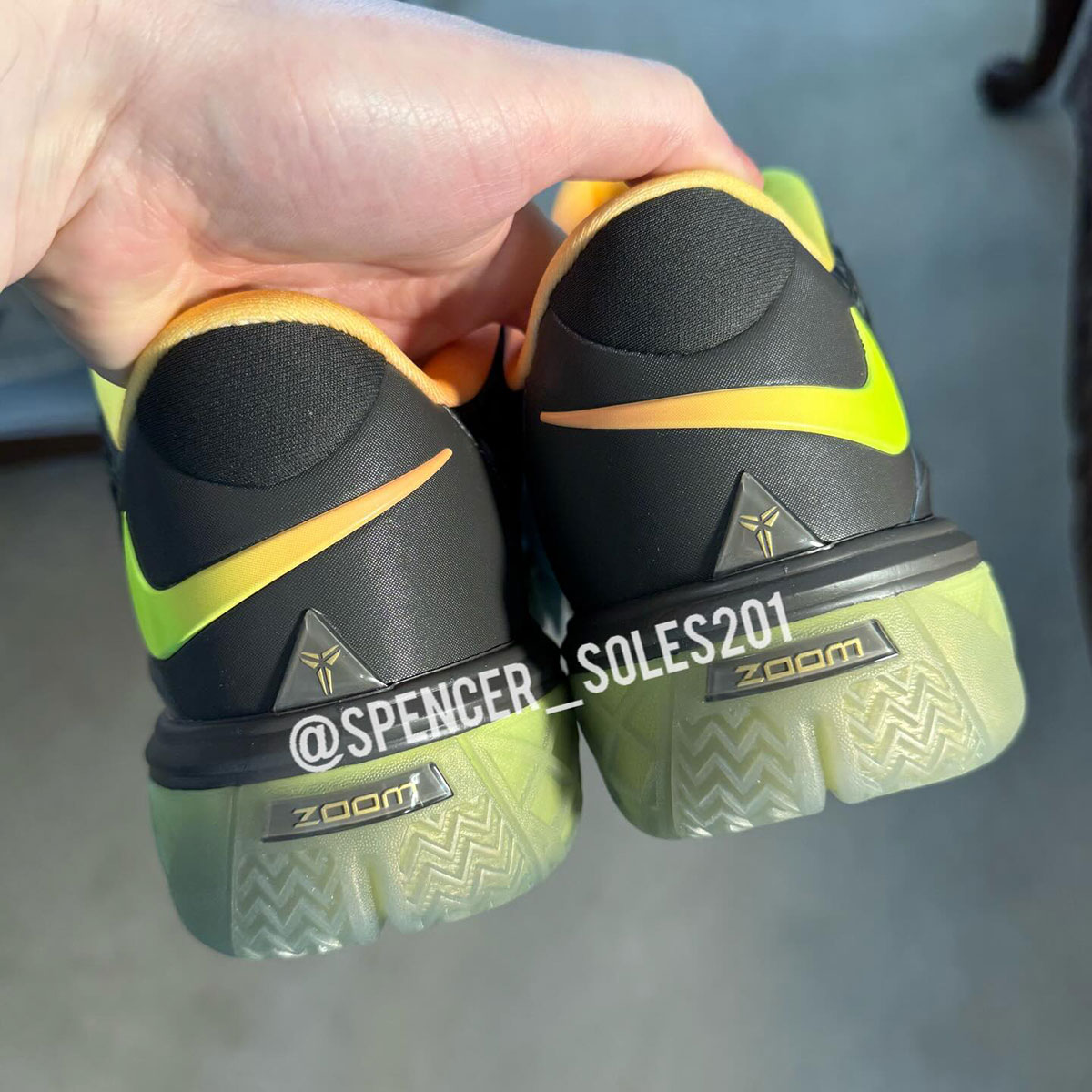 nike-kobe-3-low-protro-eybl-pe-edicao-exclusiva-6
