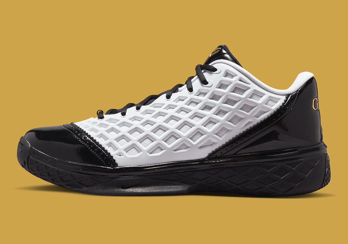 nike-kobe-3-low-protro-mambacita-lancamento-maio-3