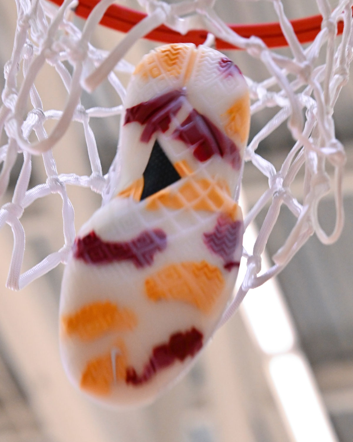 nike-kobe-3-low-protro-usc-trojans-pe-basquete-5