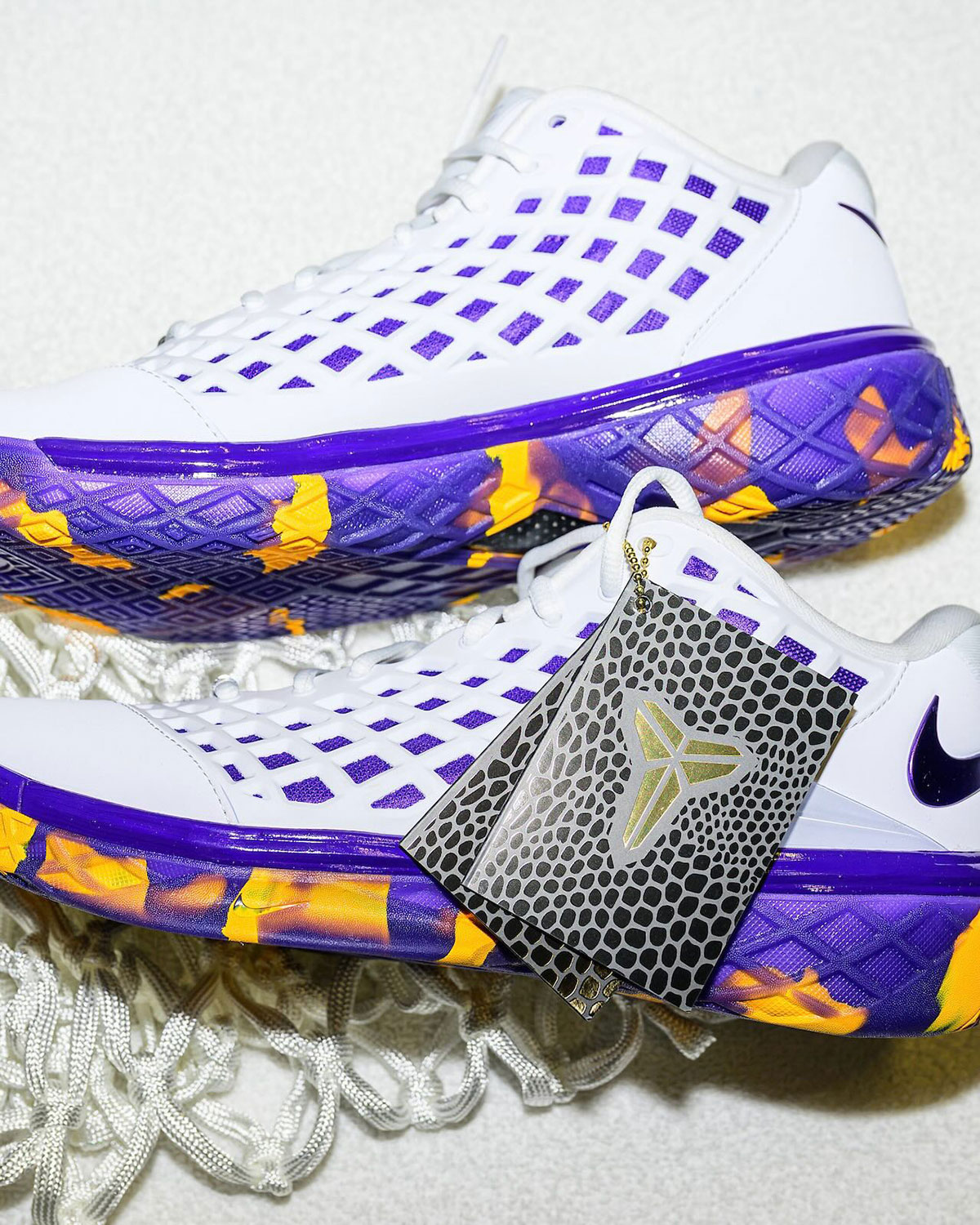 nike-kobe-3-protro-low-lsu-pe-exclusivo-3