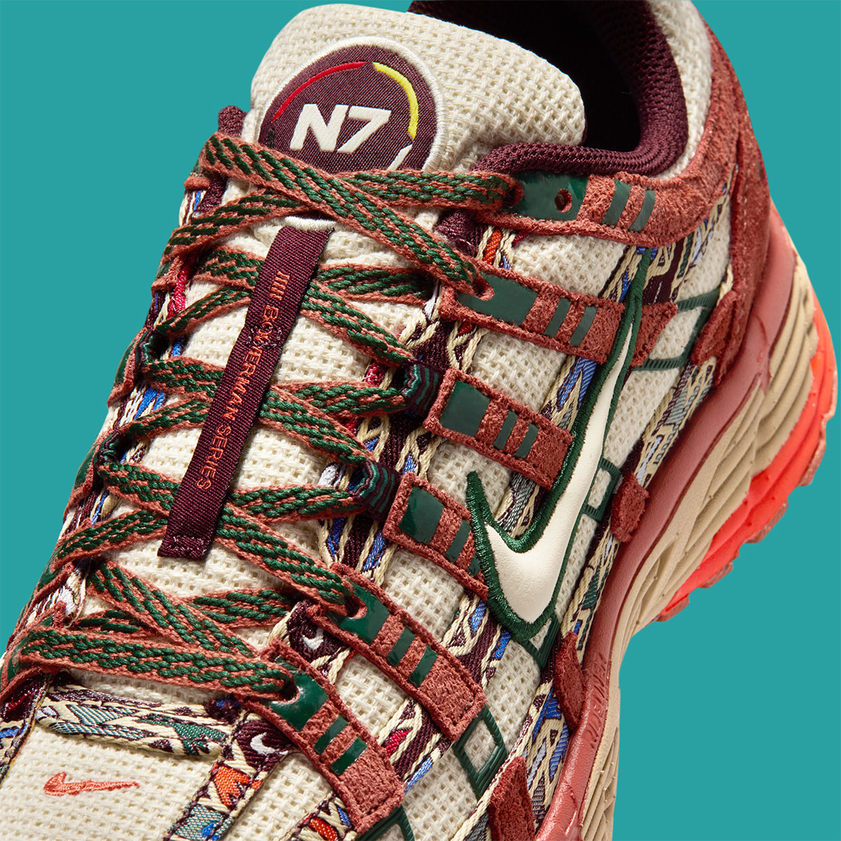 Nike P-6000 N7 celebra culturas indígenas