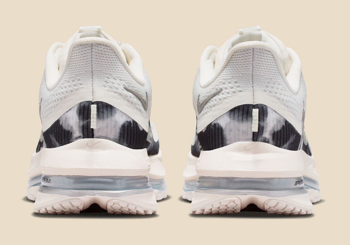 nike-pegasus-premium-phantom-anthracite-pencil-point-7