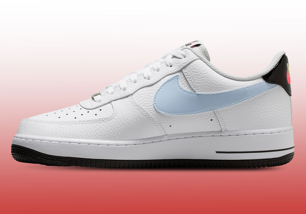 nike-smiley-face-air-force-1-dunk-low-verao-3