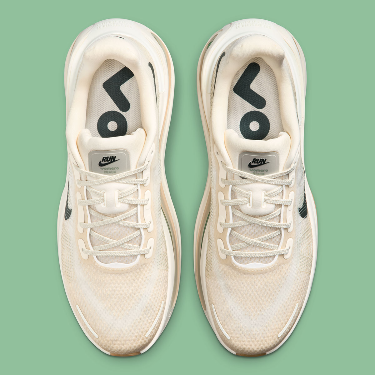 nike-vomero-premium-pale-ivory-sola-gum-lifestyle-5