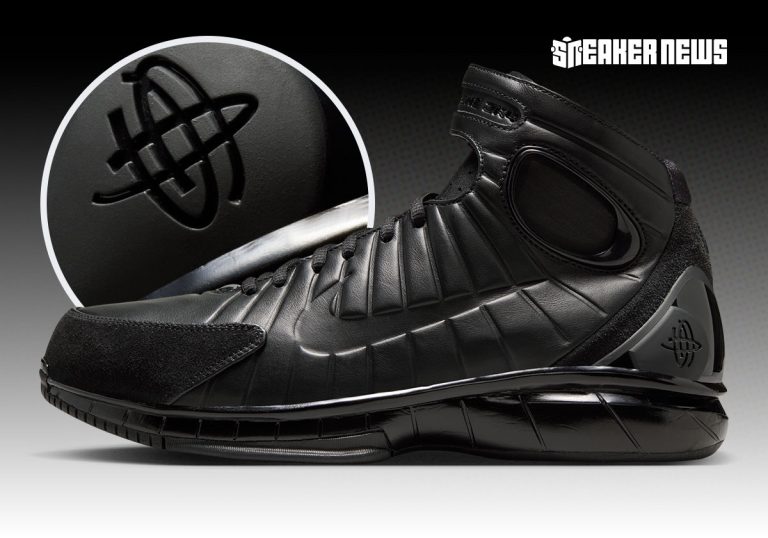 Nike Zoom Huarache 2k4 OT Black retorna em edição all black