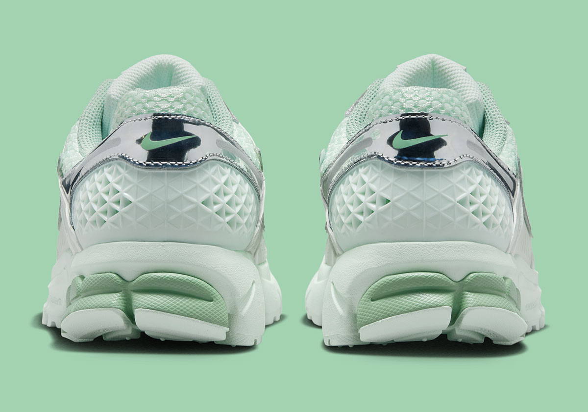 nike-zoom-vomero-5-barely-green-feminino-7
