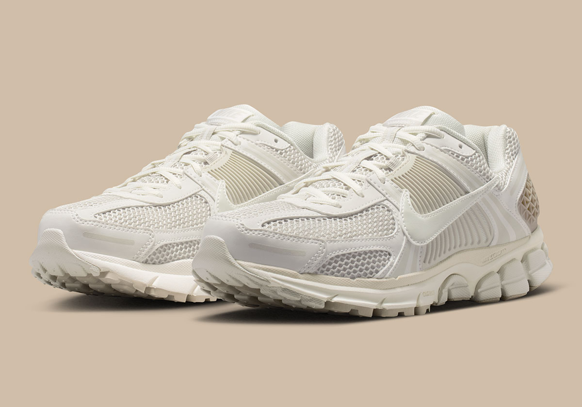 nike-zoom-vomero-5-phantom-tenis-versatil-verao-2