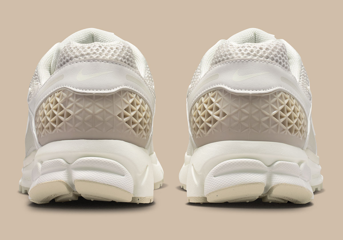 nike-zoom-vomero-5-phantom-tenis-versatil-verao-7