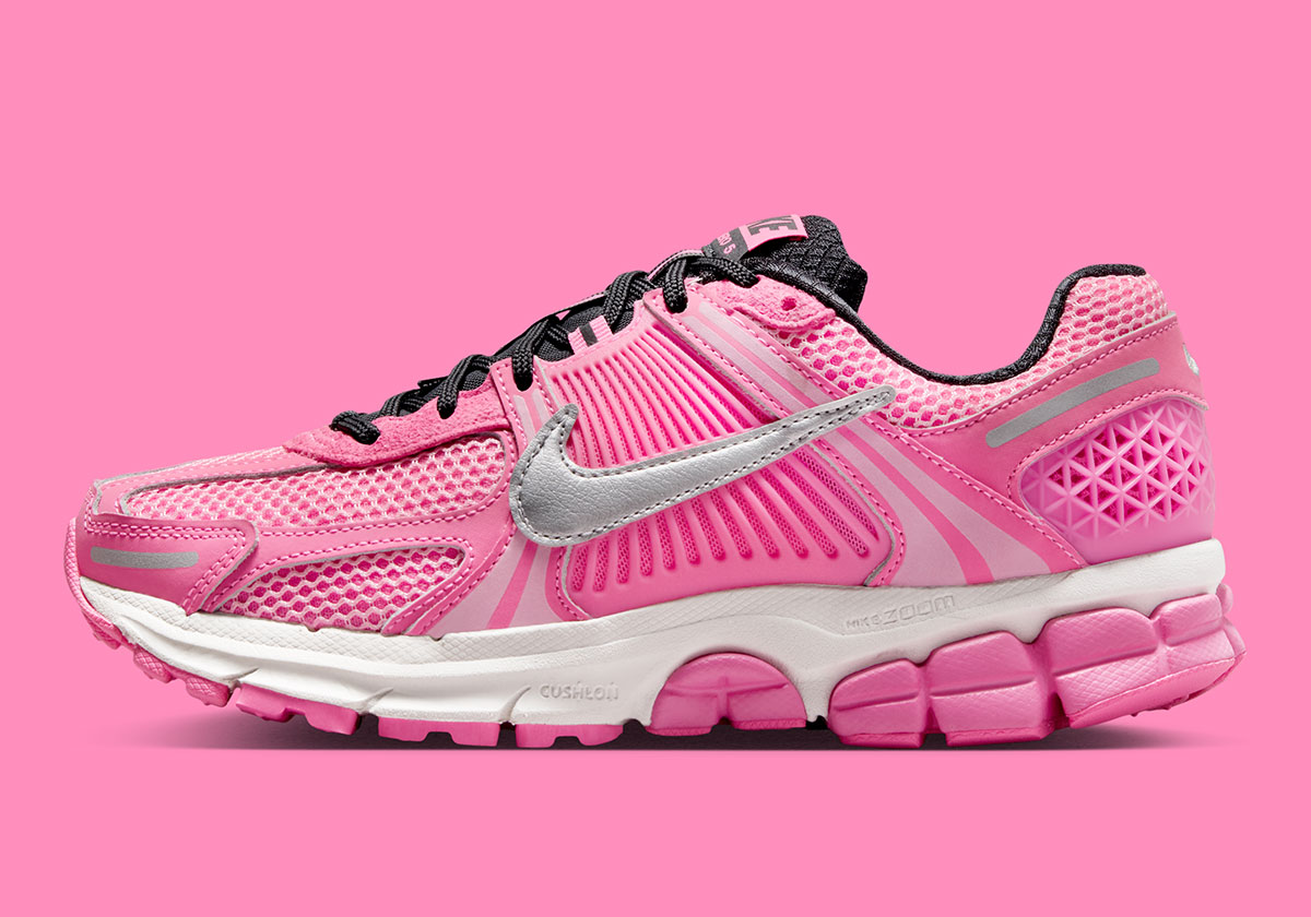 nike-zoom-vomero-5-pink-glow-dad-shoes-femininos-3