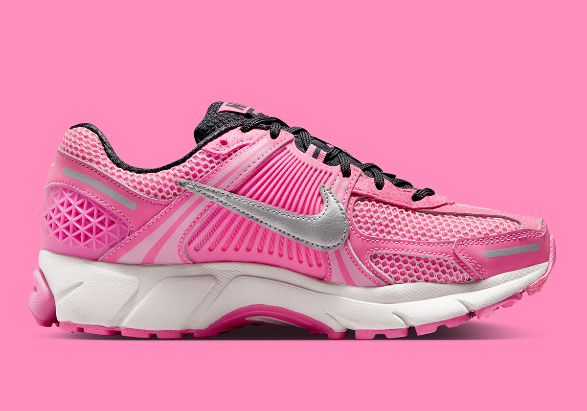 nike-zoom-vomero-5-pink-glow-dad-shoes-femininos-4