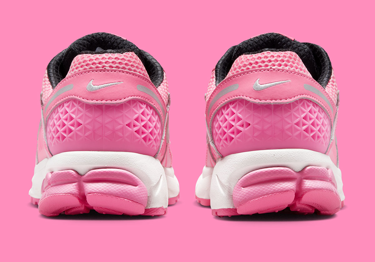 nike-zoom-vomero-5-pink-glow-dad-shoes-femininos-6