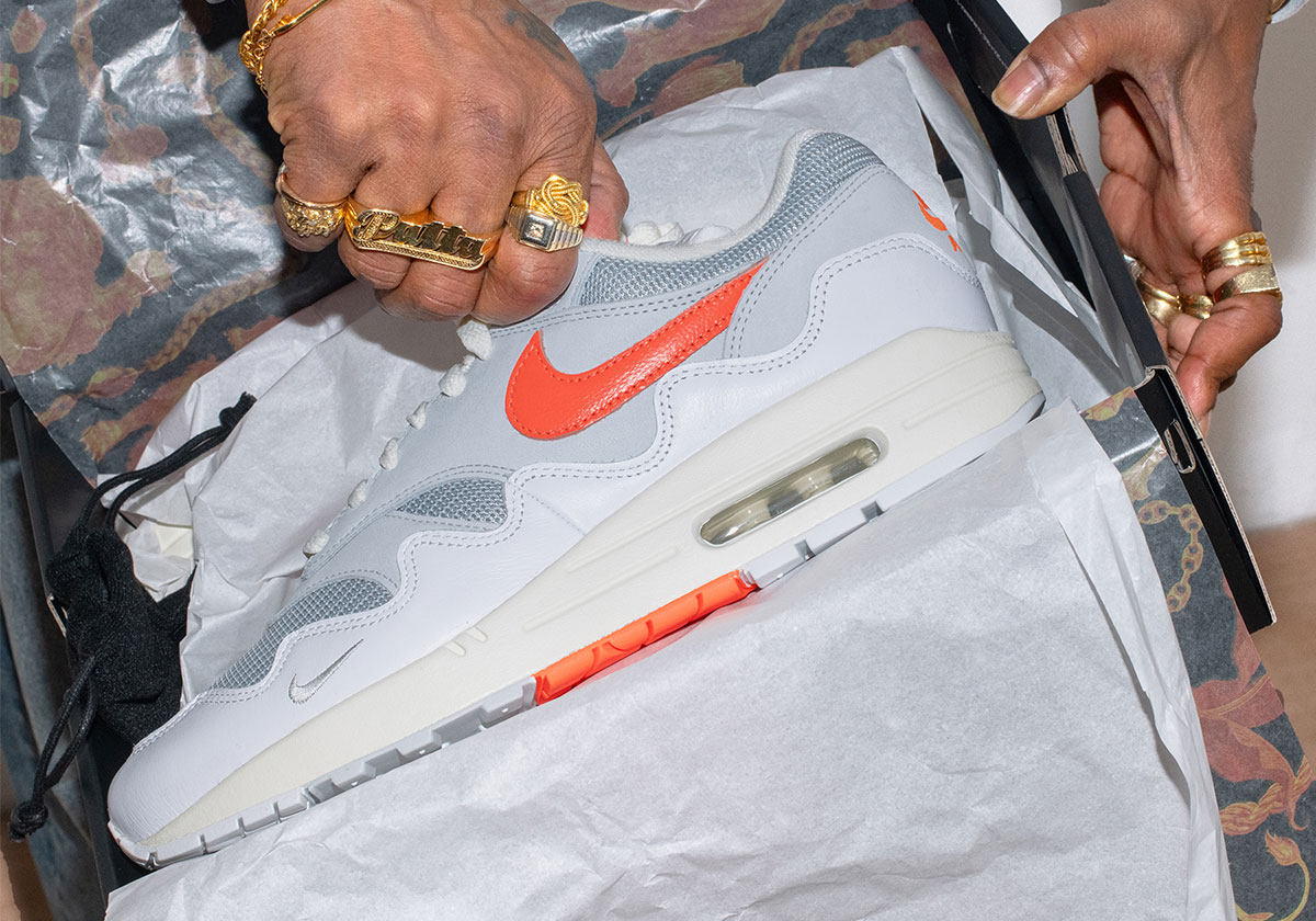patta-nike-air-max-1-waves-hyper-crimson-air-max-day-1
