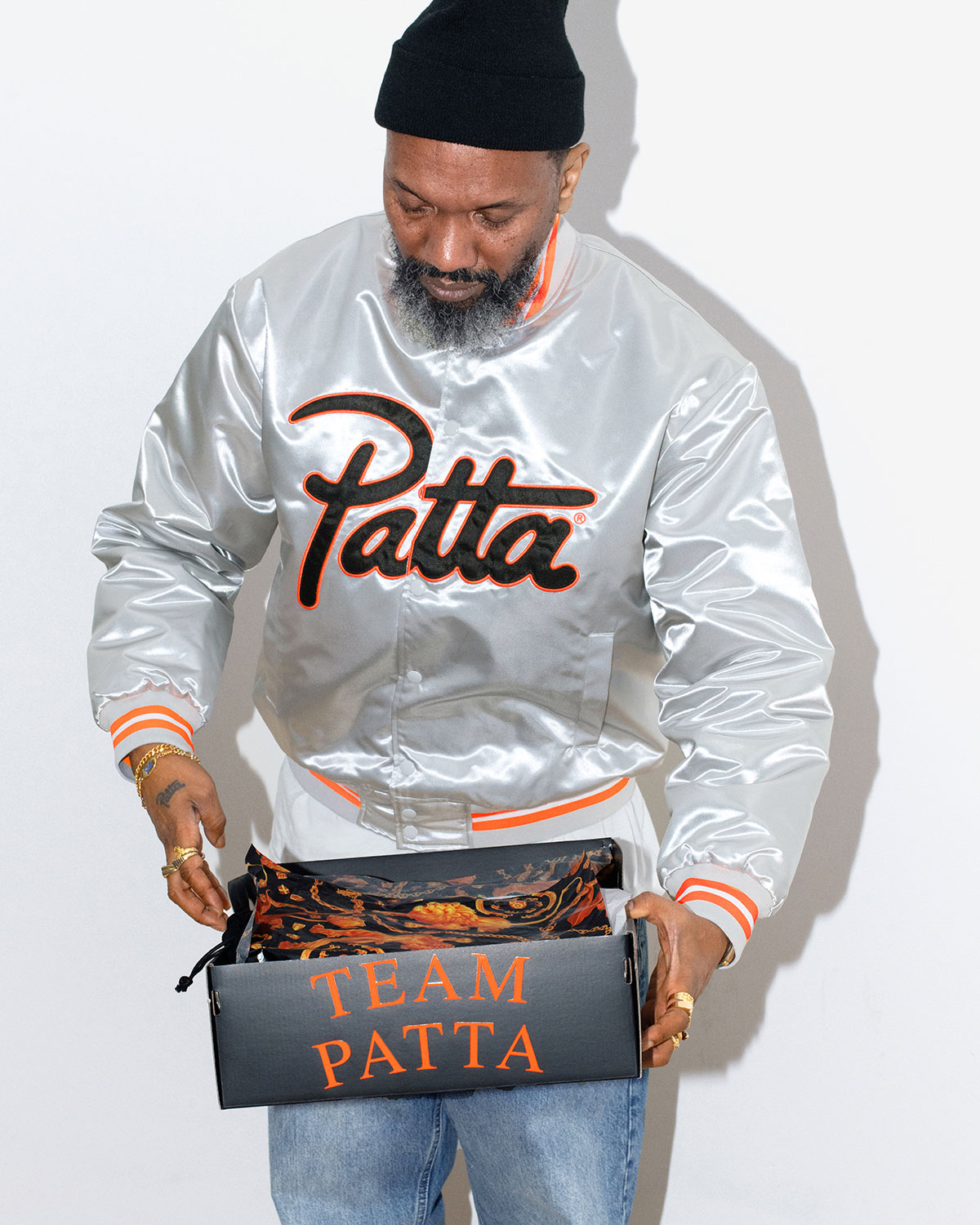 patta-nike-air-max-1-waves-hyper-crimson-air-max-day-3