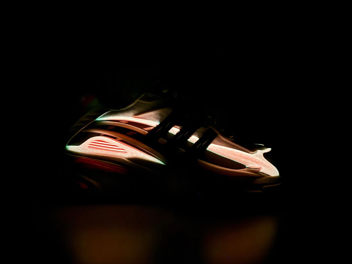 pharrell-lanca-adidas-jellyfish-rosa-vibrante-4