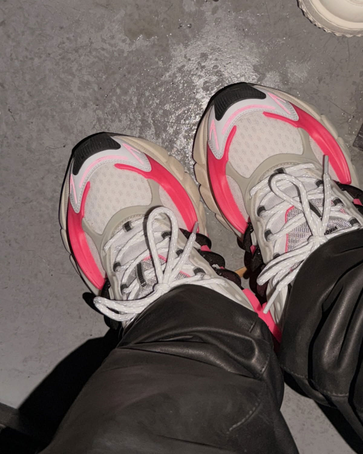 pharrell-lanca-adidas-jellyfish-rosa-vibrante-7