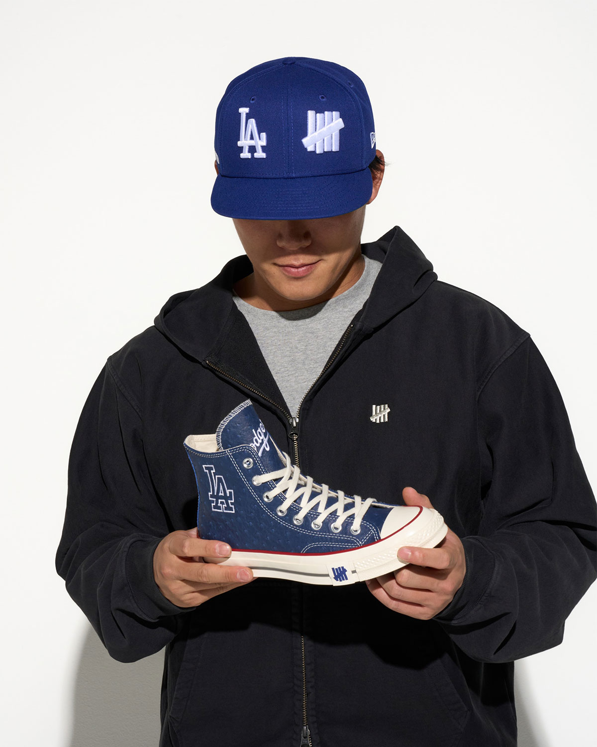 undefeated-converse-chuck-70-dodgers-los-angeles-2