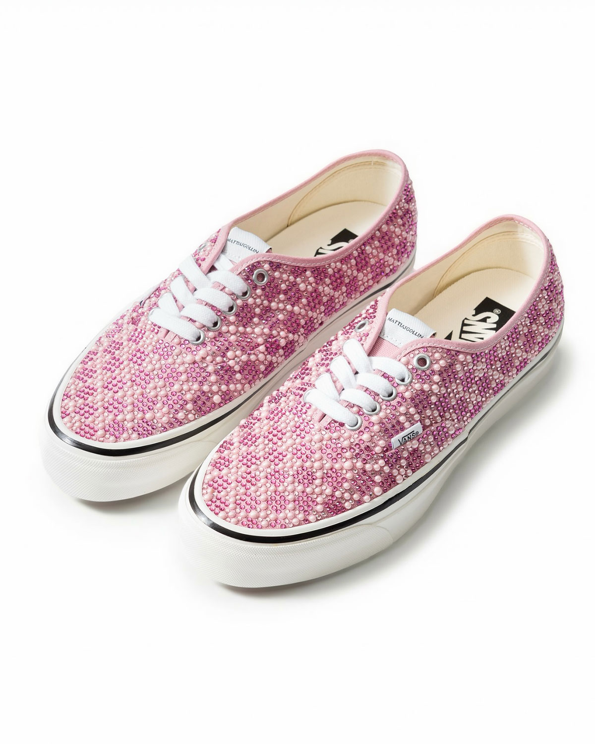 vans-authentic-easter-pink-mattias-gollin-luxo-4