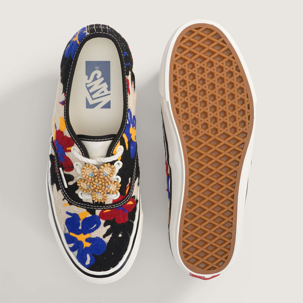 vans-authentic-needlework-icone-artesanal-verao-4