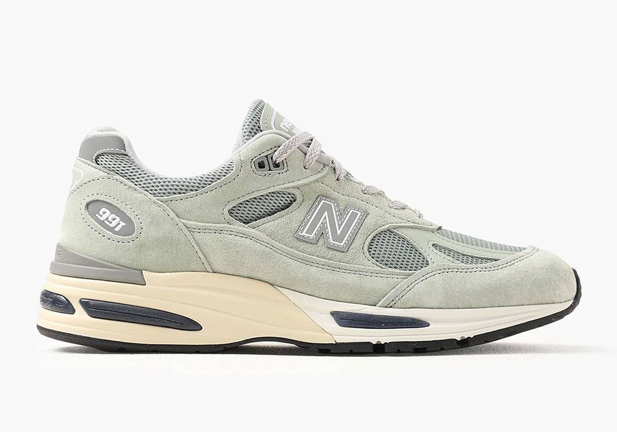 new-balance-991v2-made-in-uk-sea-glass-premium-3