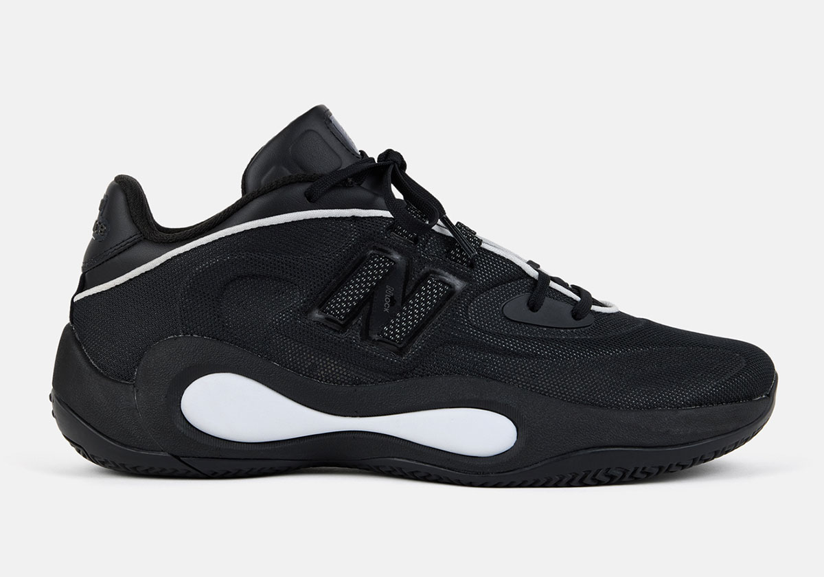 new-balance-p400-low-reforca-presenca-no-basquete-7