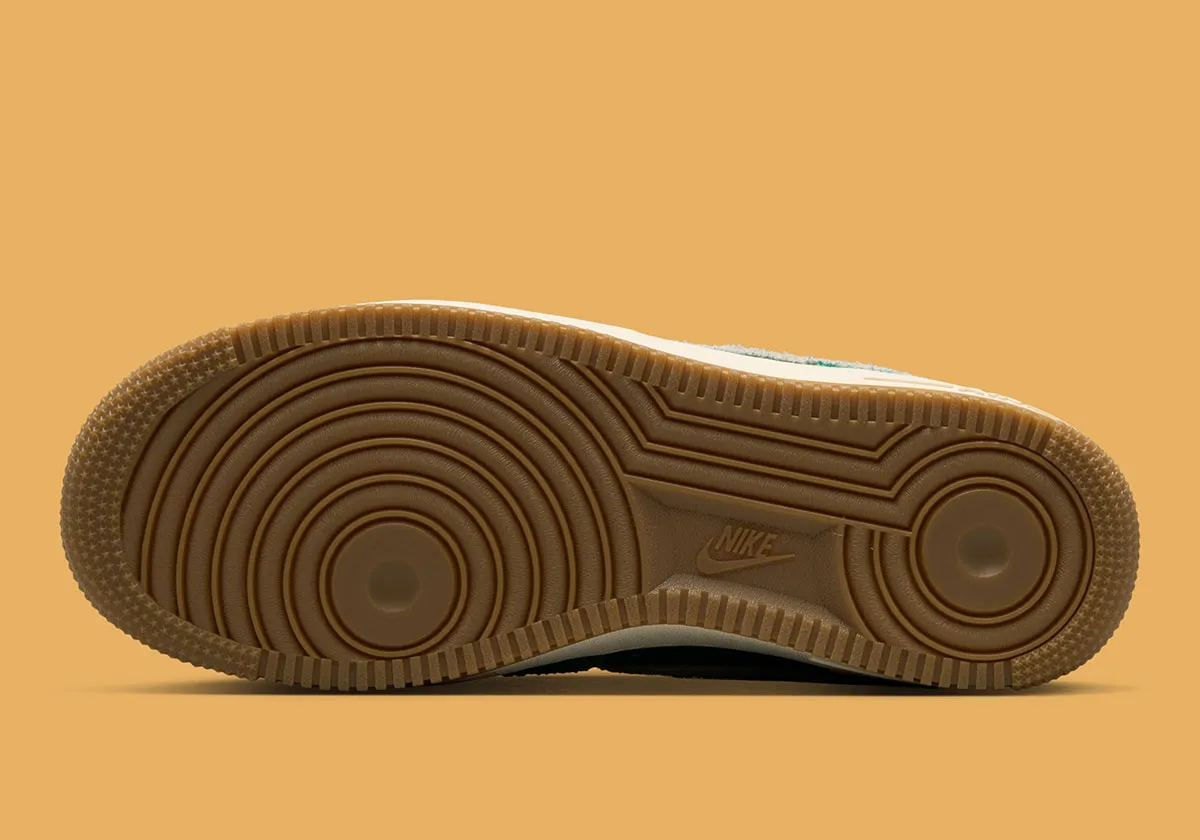 This Nike Air Force 1 Low Is Giving Newport Vibes