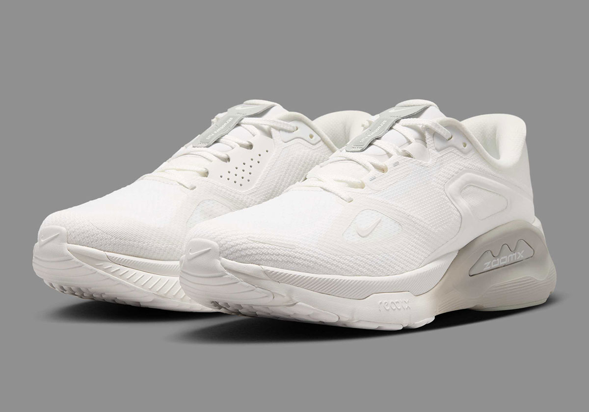 nike-structure-plus-monochrome-performance-lifestyle-2