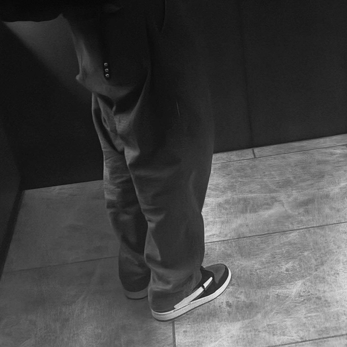 novo-travis-scott-fragment-air-jordan-1-4