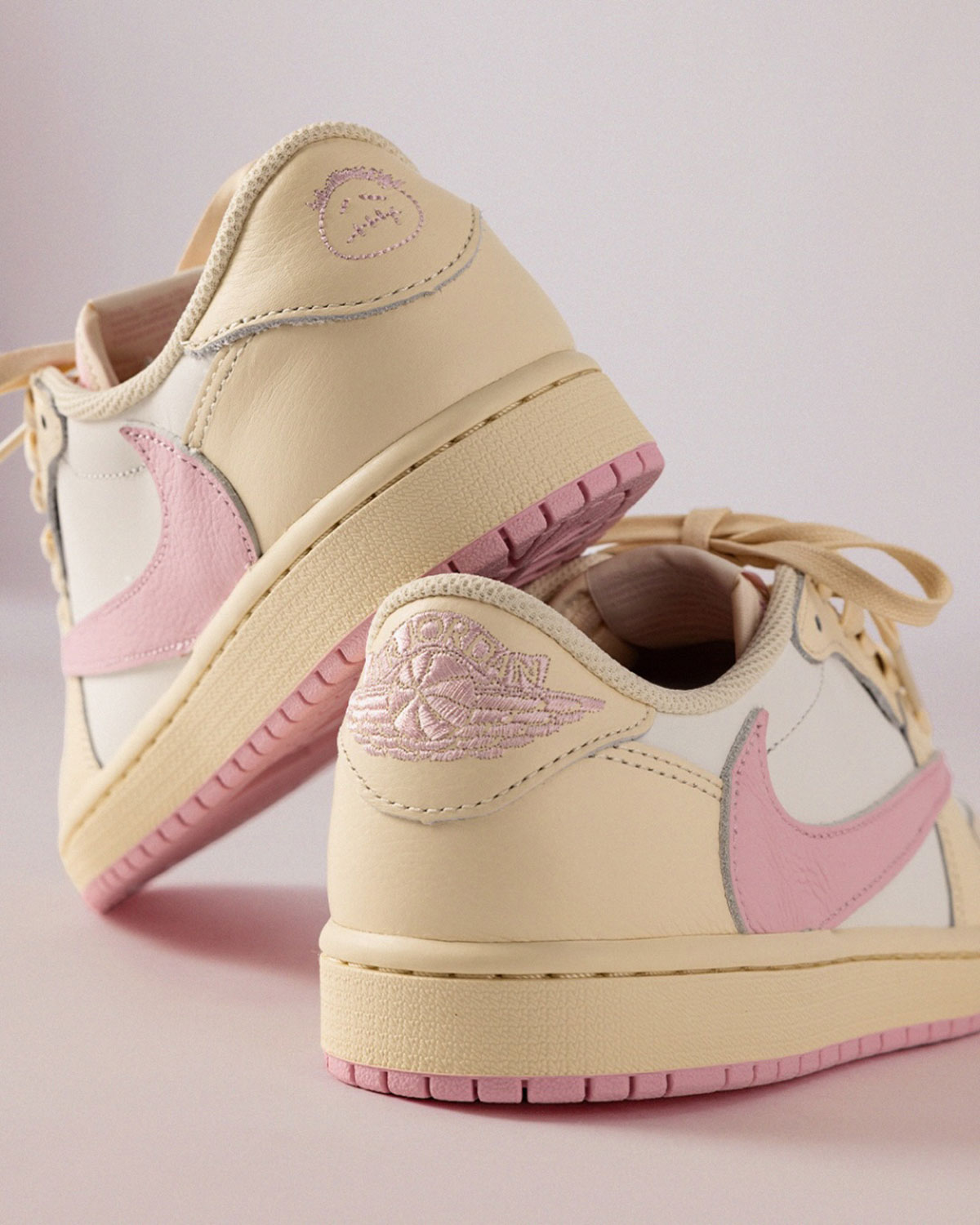 travis-scott-air-jordan-1-low-pink-pack-lancamento-5