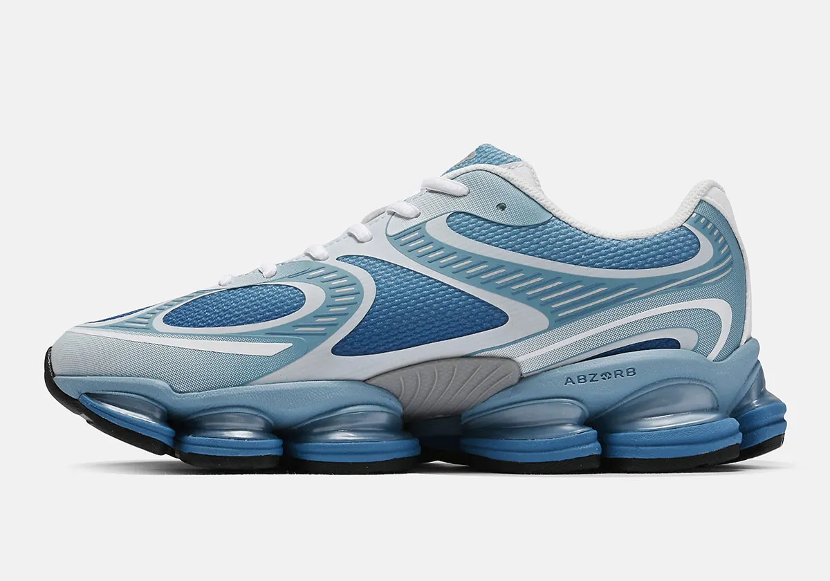 The Original “Agate Blue” New Balance 2000 Is Restocking In Four Cities Worldwide